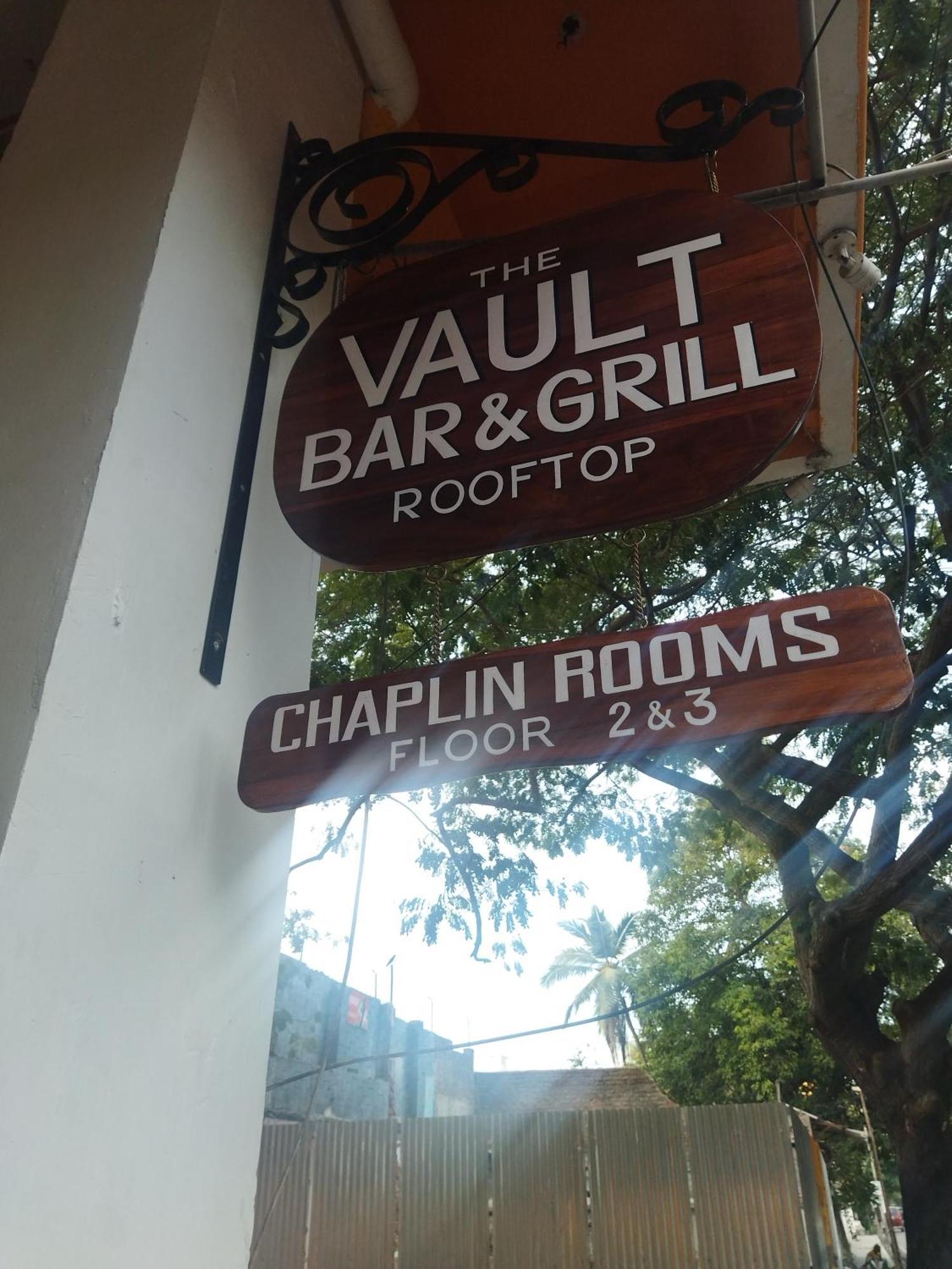 Chaplin Hotel Ποντισερί Εξωτερικό φωτογραφία