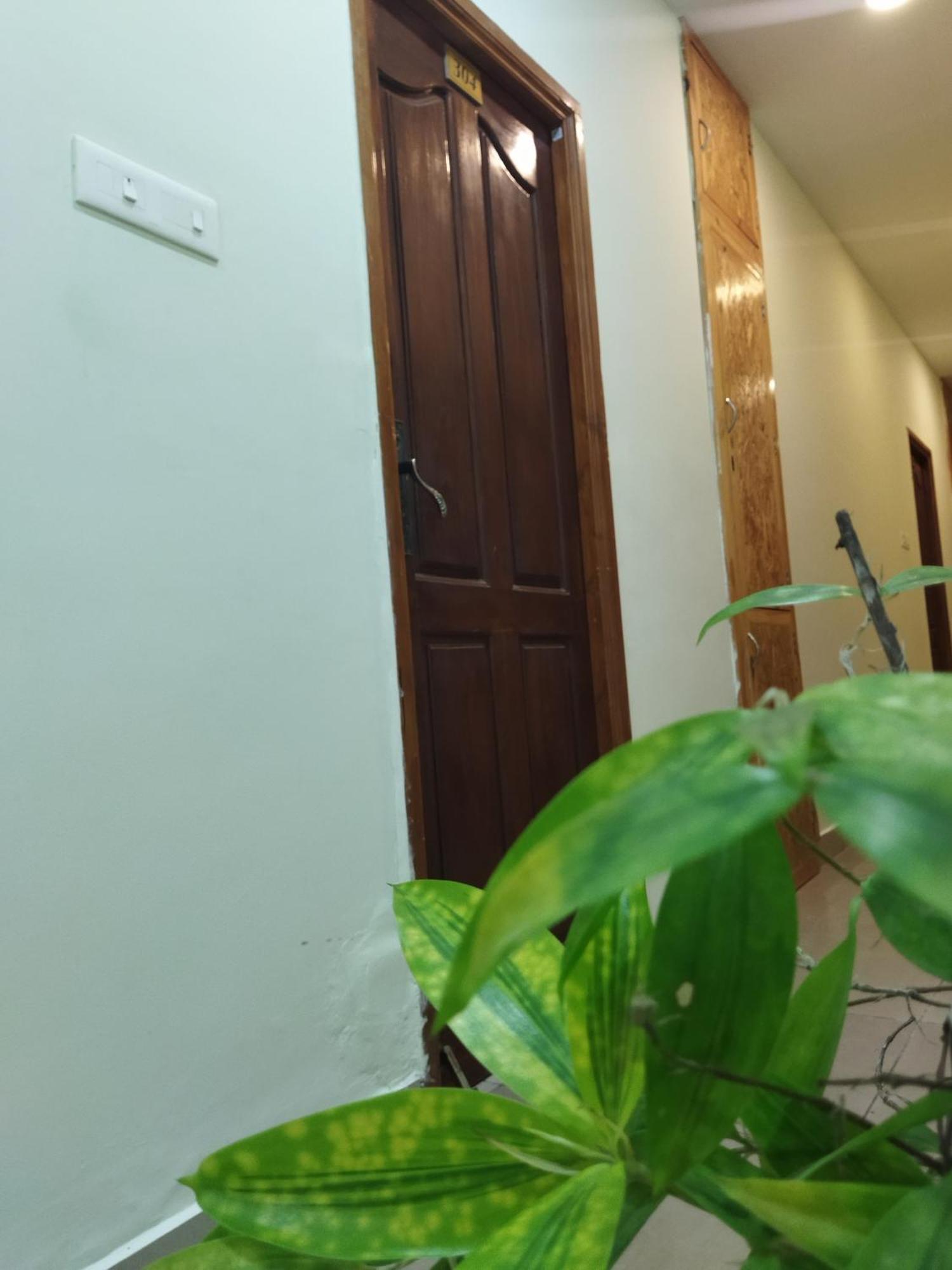 Chaplin Hotel Ποντισερί Εξωτερικό φωτογραφία
