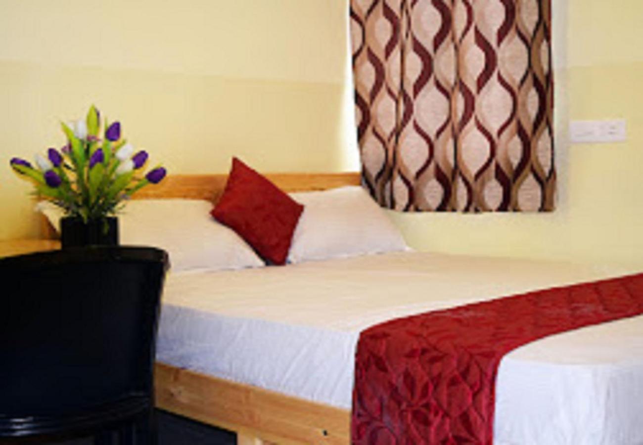 Chaplin Hotel Ποντισερί Εξωτερικό φωτογραφία