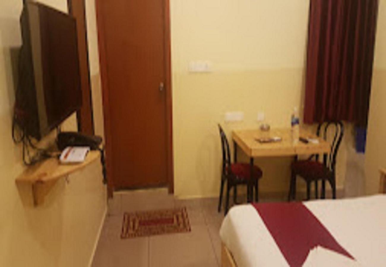 Chaplin Hotel Ποντισερί Εξωτερικό φωτογραφία