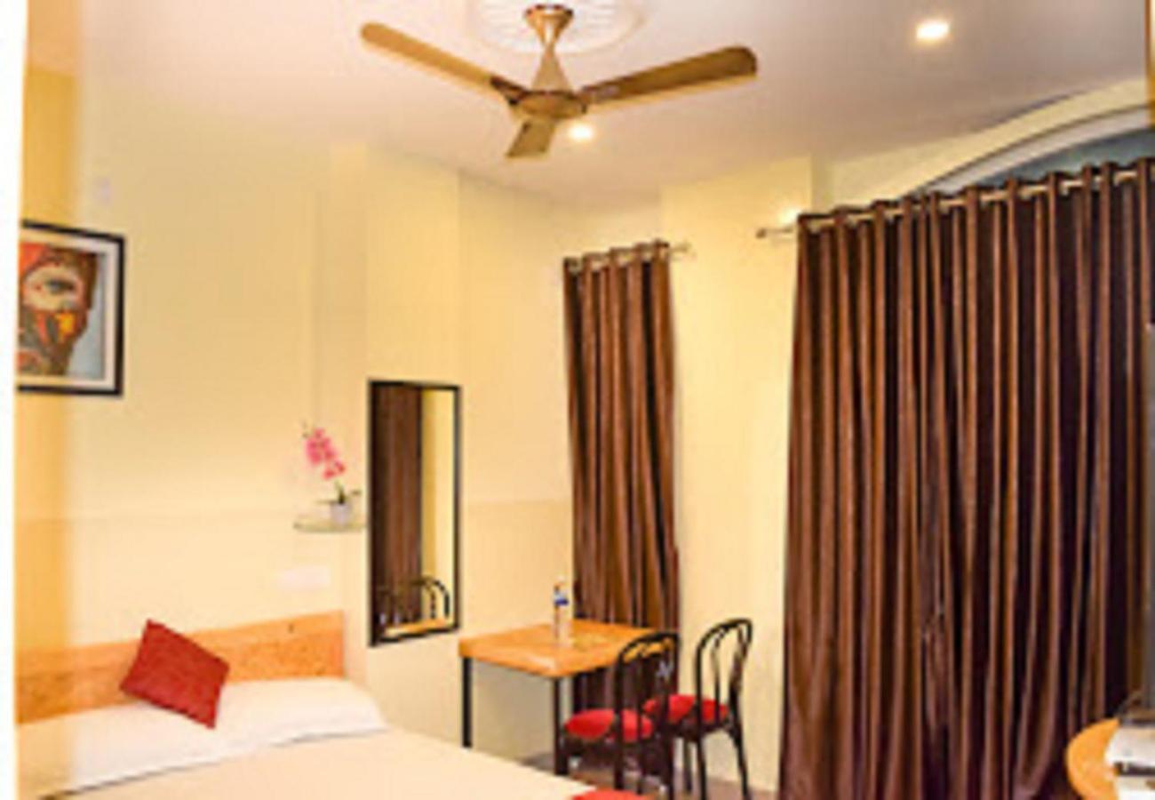 Chaplin Hotel Ποντισερί Εξωτερικό φωτογραφία