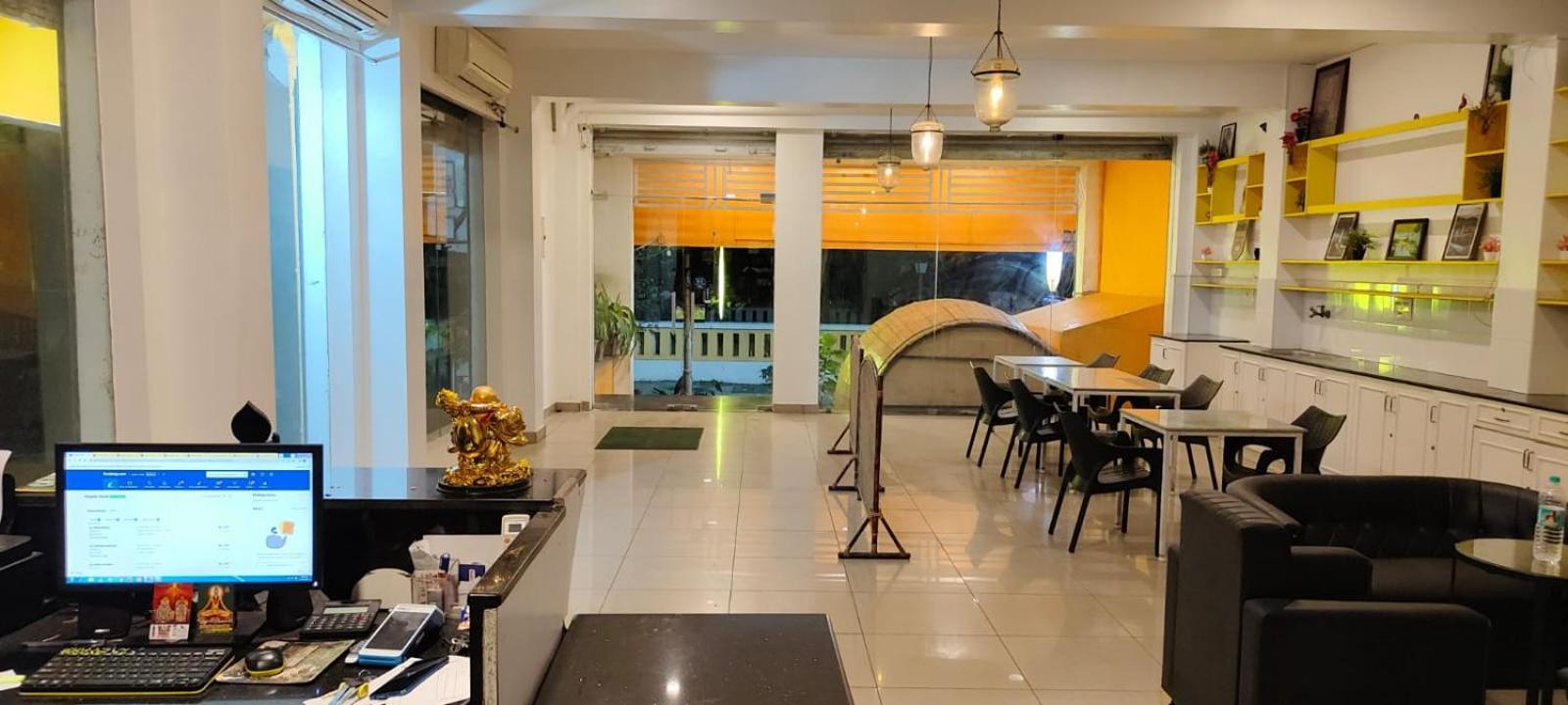 Chaplin Hotel Ποντισερί Εξωτερικό φωτογραφία